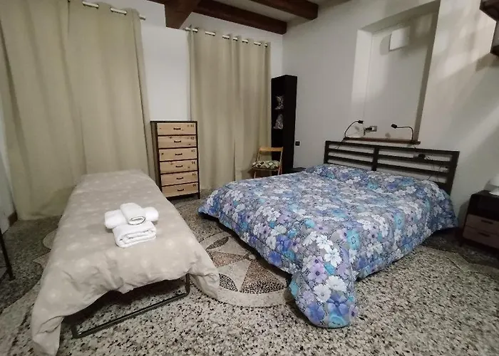La Corte Di Suna