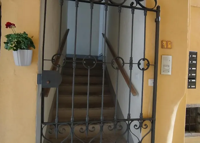 La Corte Di Suna Βερμπάνια