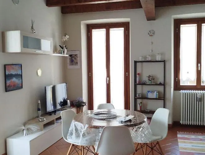 Apartment La Corte Di Suna